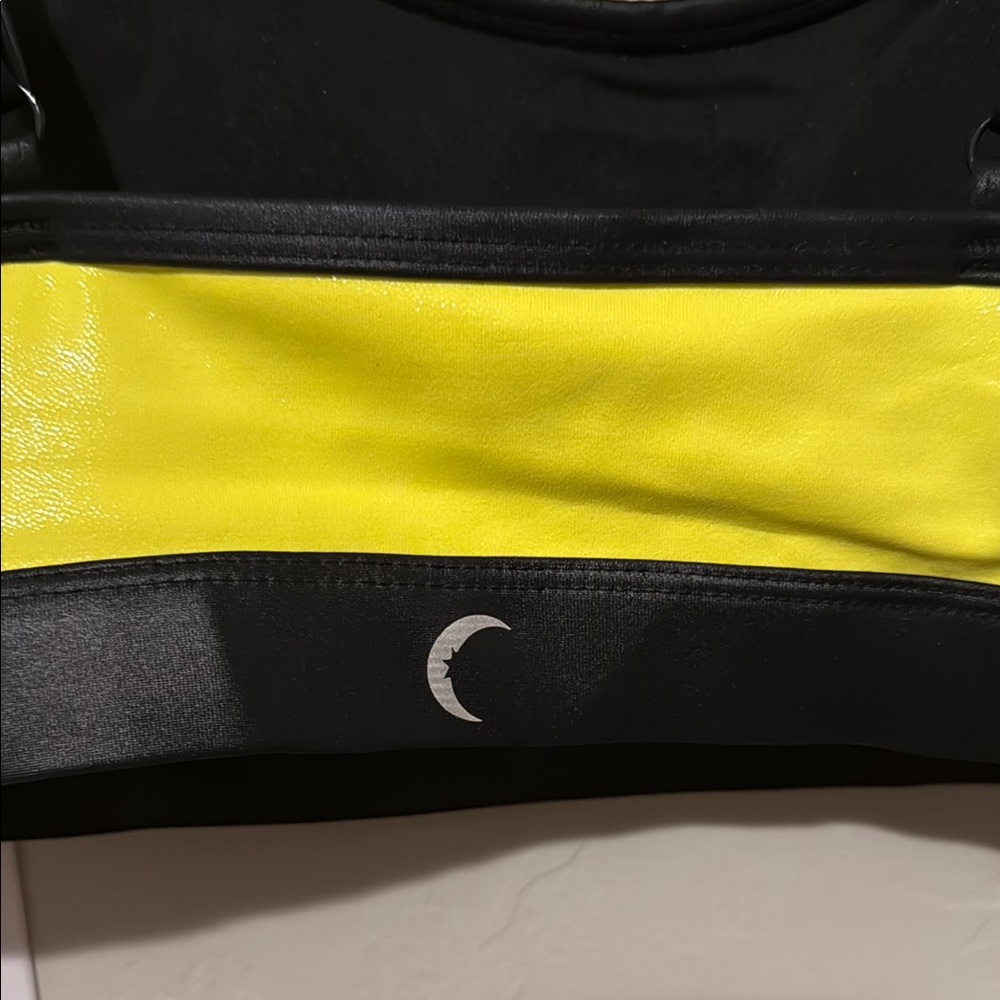 ZYIA Neon Yellow and Black Light n Tight Sports Bra Small - Picture 4 of 6